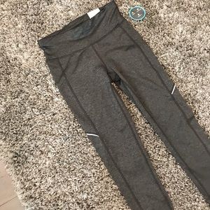 Gray fitted leggings